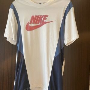 Nike Tee